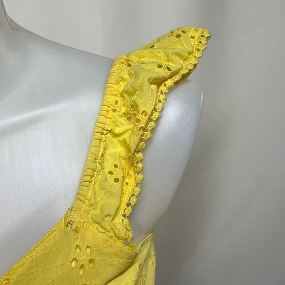 Japna Womens Yellow Flower Perforations Smocked back V-Neck Sleeveless Top Large - Picture 4 of 9